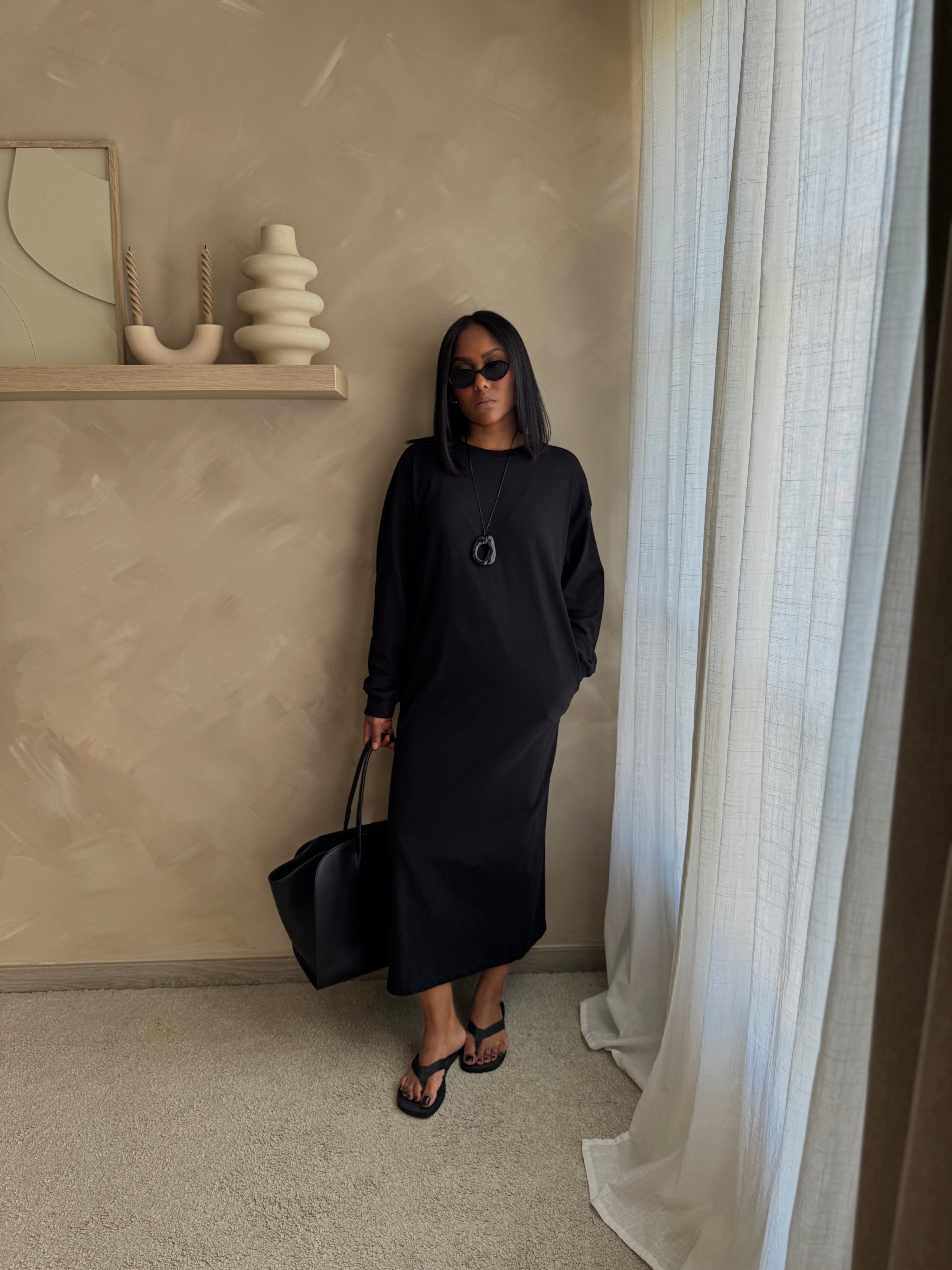 Robe ESSENTIAL - Black