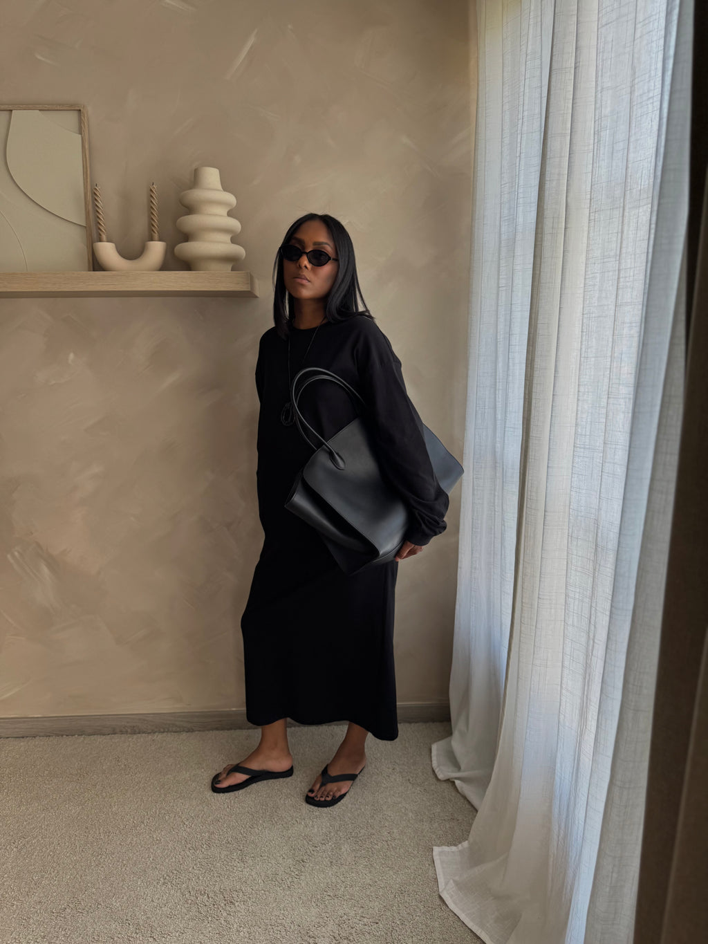Robe ESSENTIAL - Black
