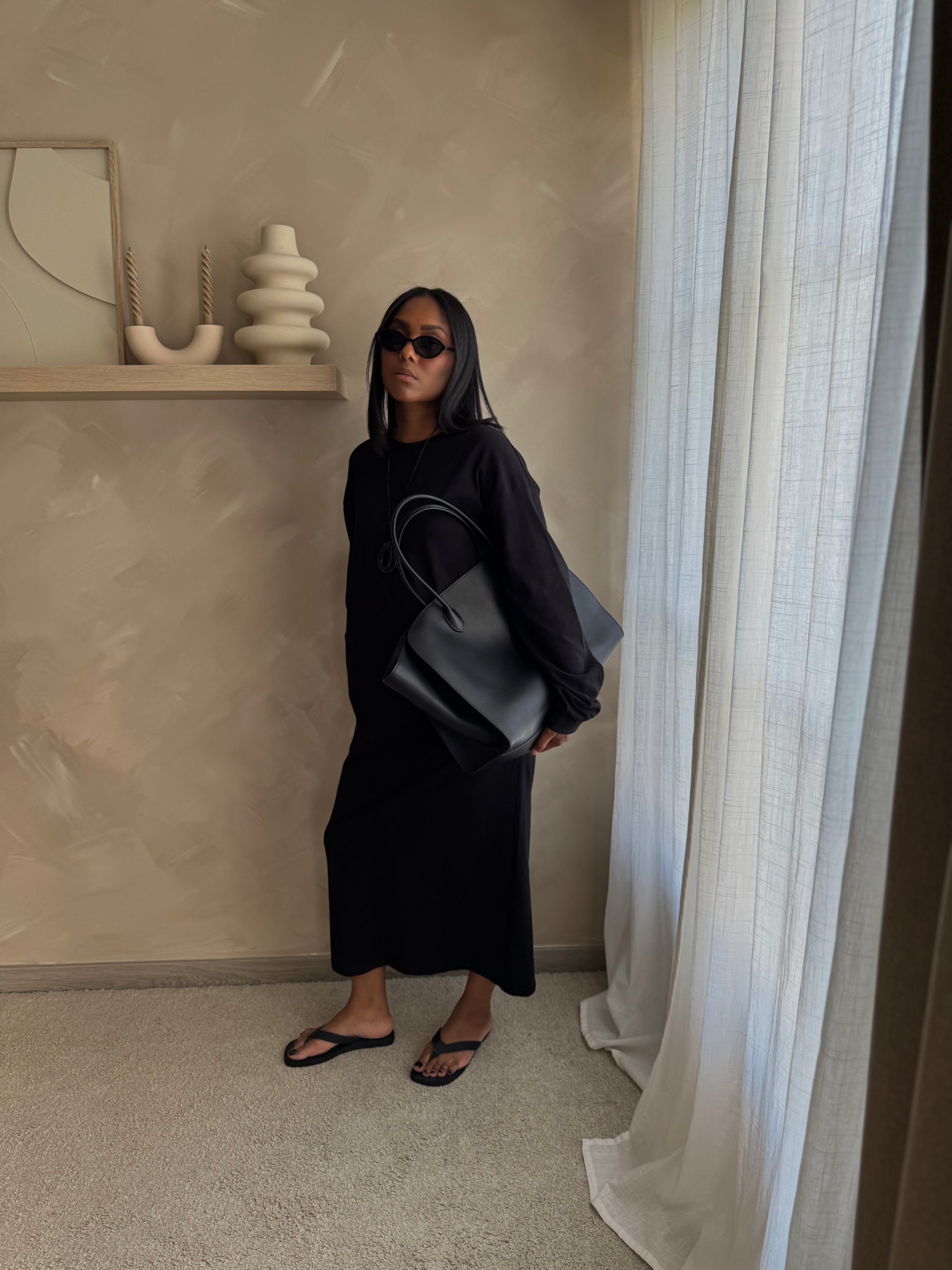 Robe ESSENTIAL - Black