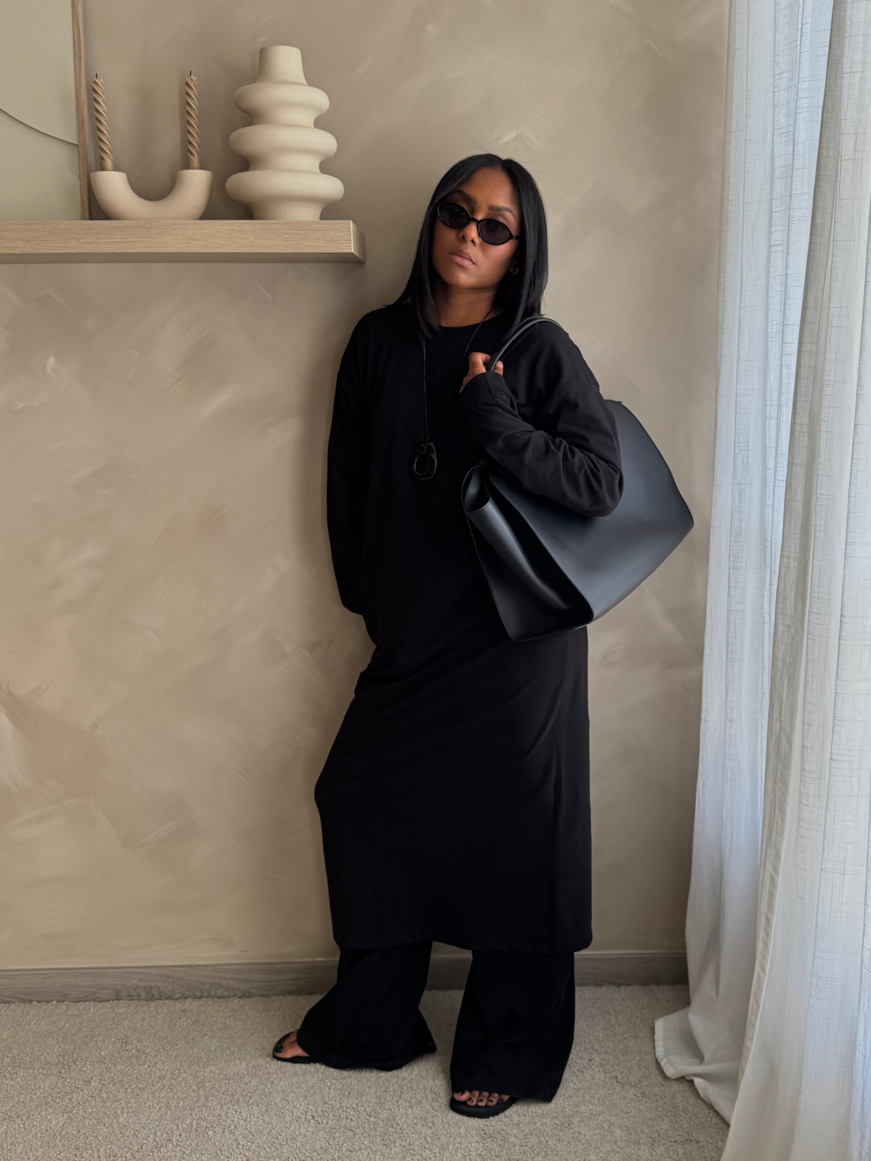 Robe ESSENTIAL - Black