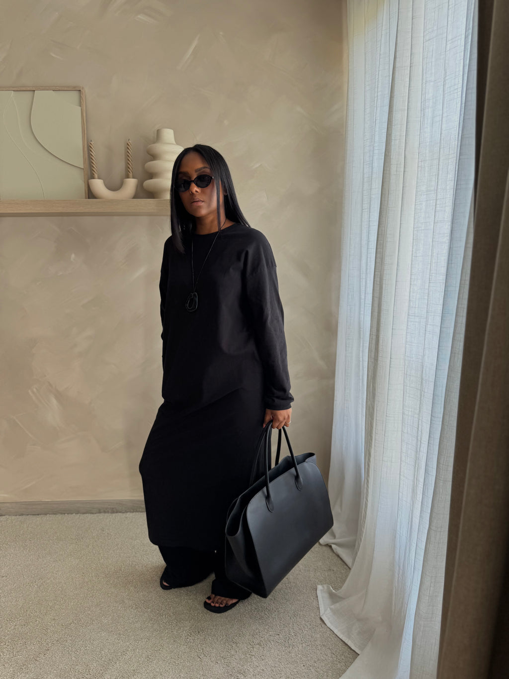 Robe ESSENTIAL - Black