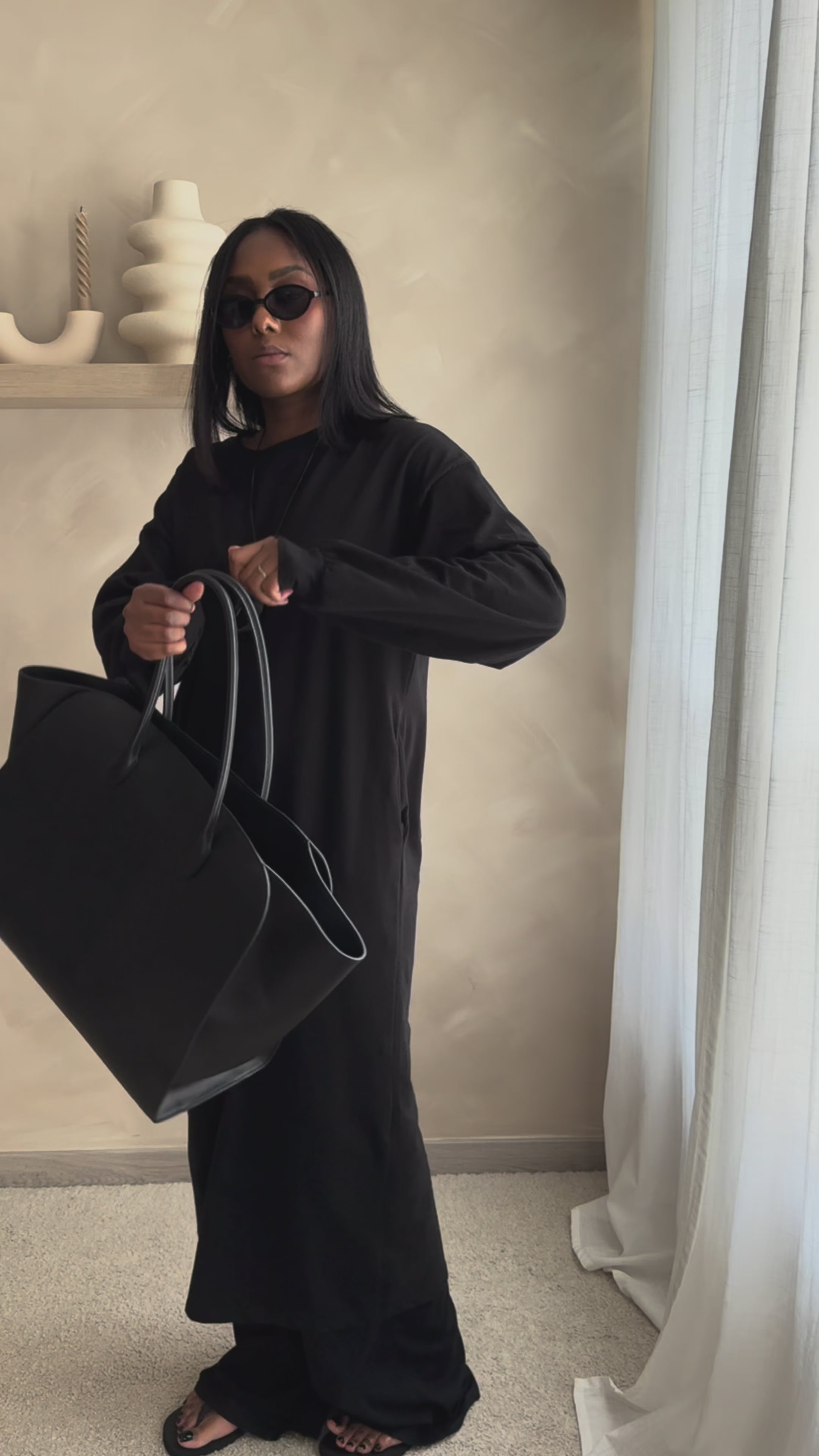 Robe ESSENTIAL - Black
